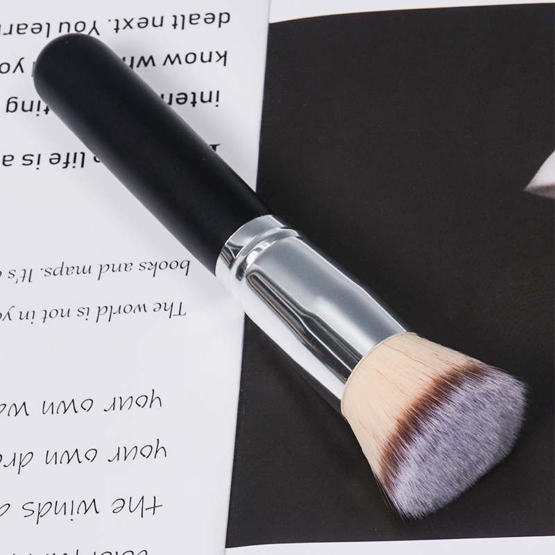 How to Choose A Foundation Applicator?