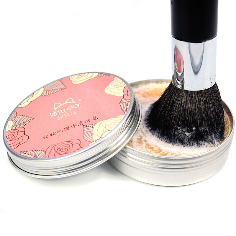 How To Clean Makeup Brushes Guide