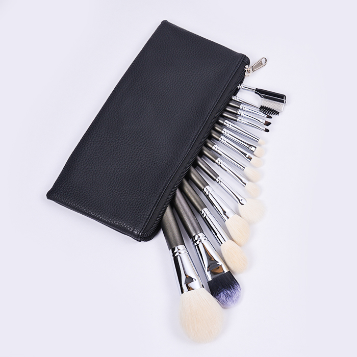 How To Use Makeup Brushes?