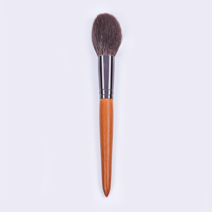 Dongshen makeup brush cosmetic custom logo flame shape luxury goat hair wooden highlight brush