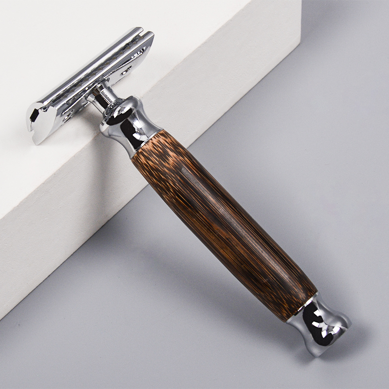 CHOOSE A DOUBLE EDGE SAFETY RAZOR
