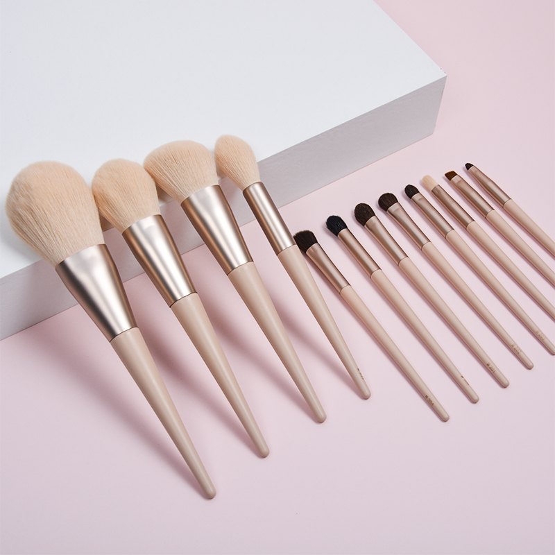 The Difference Between ODM and OEM Makeup Brushes